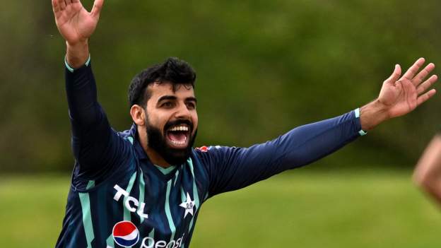 Sussex sign Pakistan's Shadab for T20 Blast