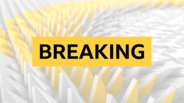 Man City win title after Man Utd defeat