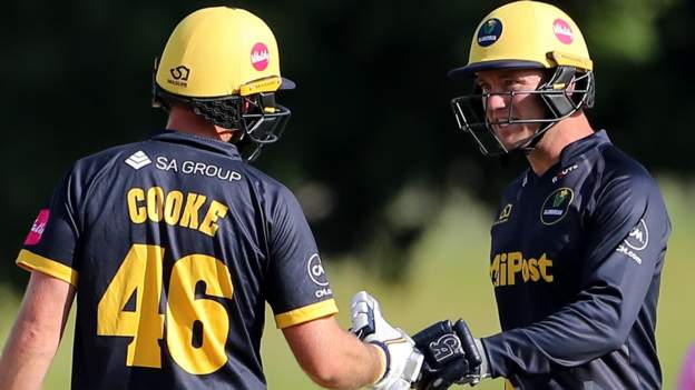 Cooke spearheads Glamorgan to win at Sussex