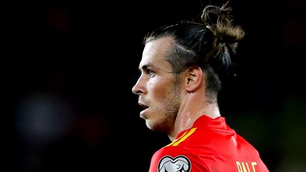 Fans react to incredible photos of Gareth Bale letting his hair