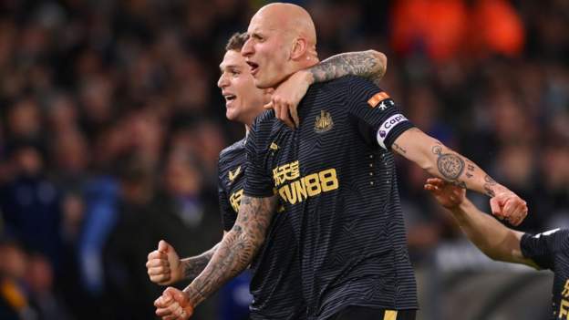 Shelvey gives Newcastle much-needed win at Leeds