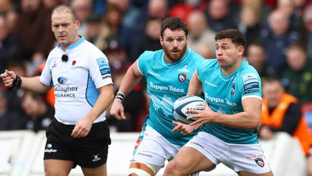 Leicester beat Gloucester to boost play-off hopes