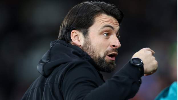 No change, no appeal - Swans' Martin on red card