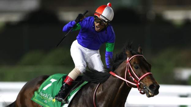 Dettori denied by Panthalassa in world's richest race
