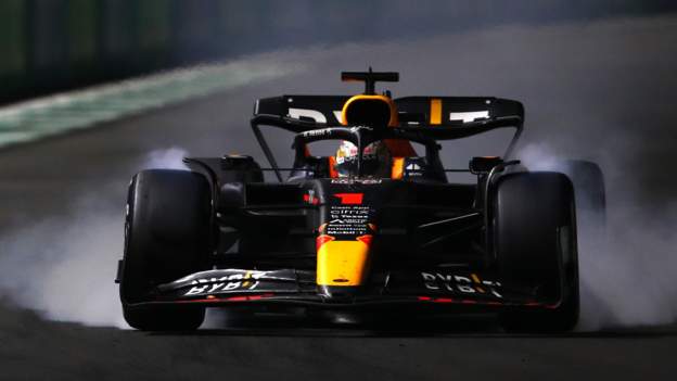 Saudi Arabian Grand Prix: Max Verstappen wins after late Charles Leclerc overtak..