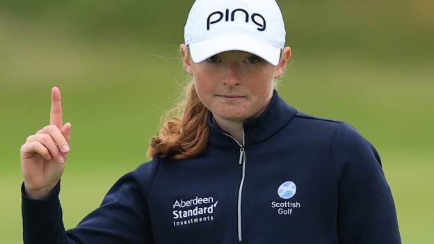 Women's Open 2021: Scottish amateur Louise Duncan challenges at Carnoustie