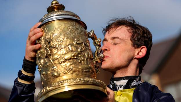 Fastorslow clinches Punchestown Gold Cup victory