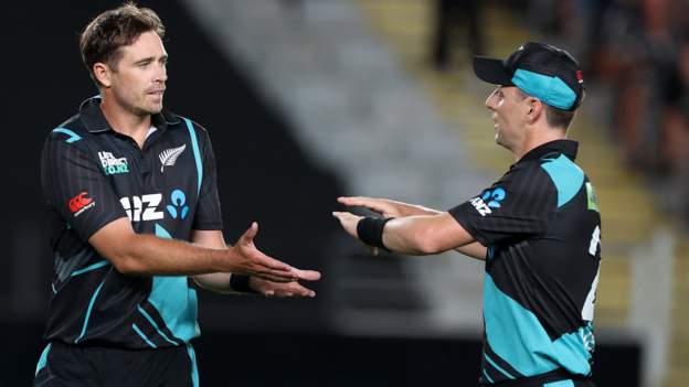 Southee reaches 150 T20 wickets in New Zealand victory