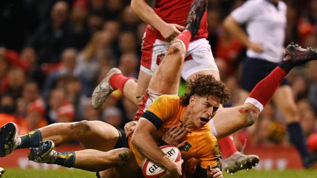 Australia fight back from 21-point deficit to beat Wales