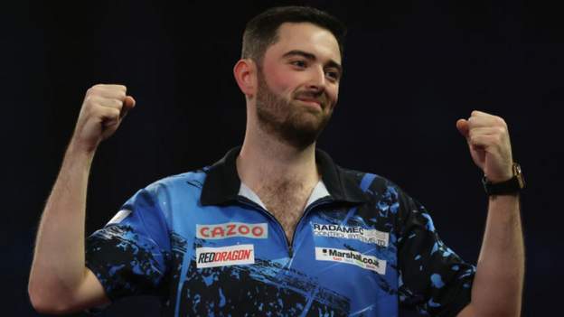 Humphries beats Cross to win Grand Slam of Darts