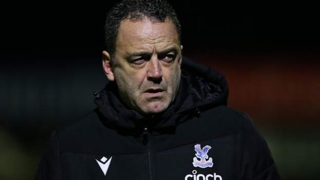 Davenport suspended in Palace Women investigation