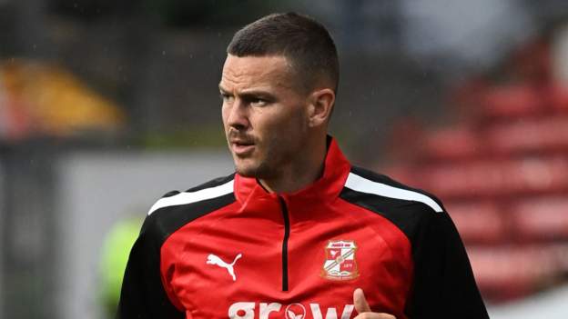 Ben Gladwin: Swindon midfielder 'trusts' his body again - BBC Sport