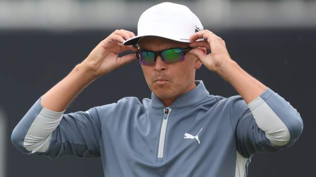 Fowler and Schauffele set US Open record to lead