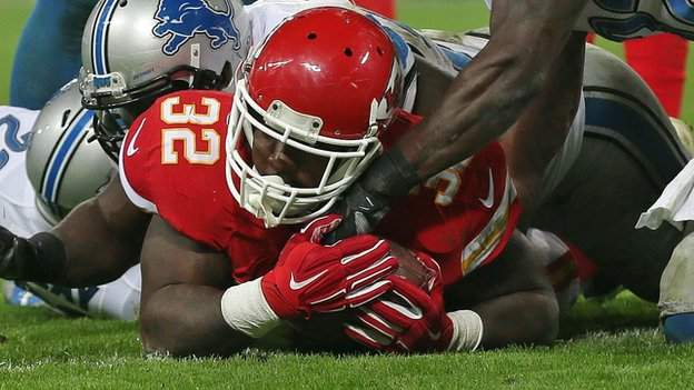 Alex Smith conducts Kansas City Chiefs' Wembley rout of Detroit Lions, NFL