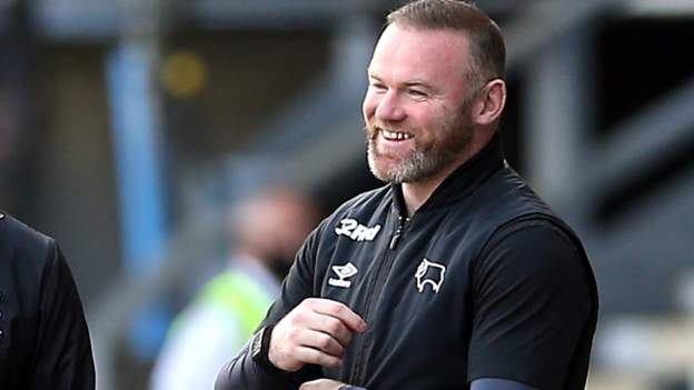 FA Vase: Sesi latihan kejutan Wayne Rooney mempersiapkan Warrington Rylands untuk Wembley thumbnail