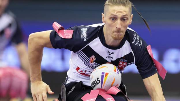 Brown included in England wheelchair squad
