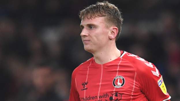 Alfie Doughty: Charlton Athletic extend midfielder's contract until ...