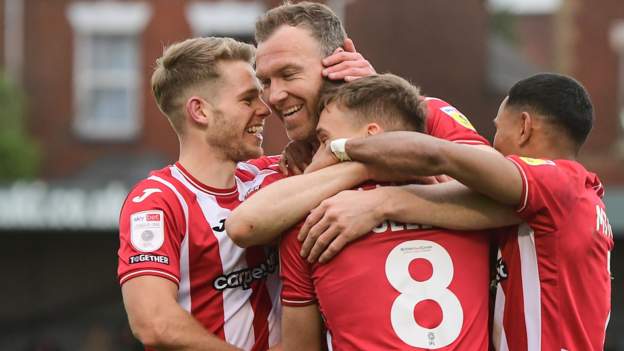 Exeter City 2-0 Cambridge United - BBC Sport