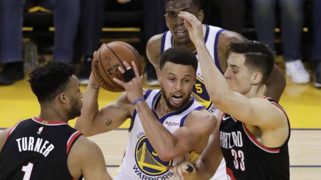 Golden State Warriors 116-94 Portland Trail Blazers: Stephen Curry ...