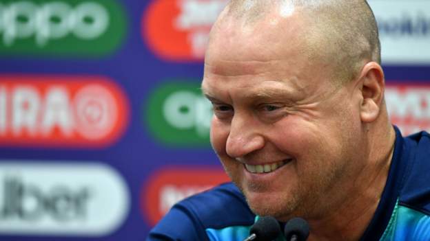 Lewis appointed coach of Trent Rockets women