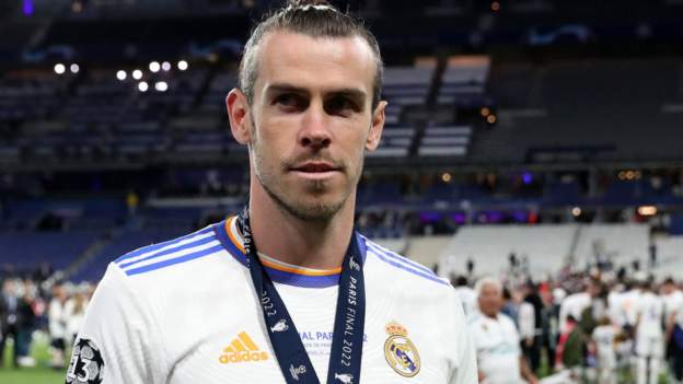 Torcedores do Real Madrid “demonstraram classe” com Gareth Bale, diz técnico do País de Gales, Robert Page