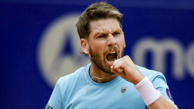 Argentina Open: British number one Cameron Norrie battles back to reach semi-finals