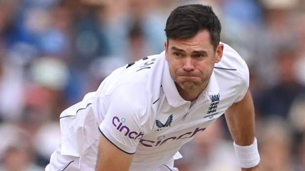 Ashes digest: Bazball closes on bowling record & Darth Vader is shown the door