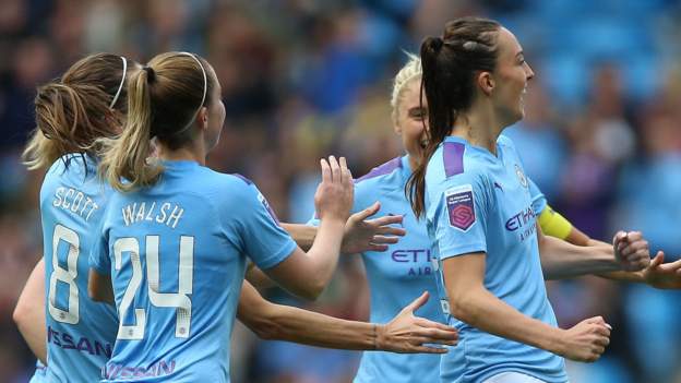 manchester city women 1 0 manchester united women weir seals win in front of record wsl crowd bbc sport