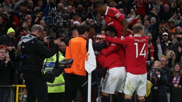 Man Utd beat Villa to reach EFL Cup fourth round