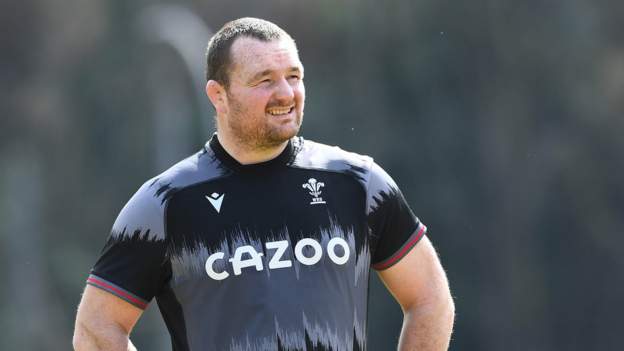 Struggling Wales must show pride in Rome - Owens