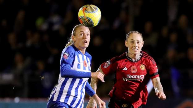 Late Williams goal earns Man Utd draw at Brighton