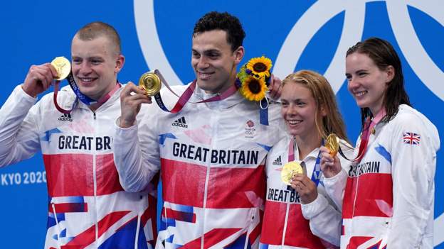 Tokyo Olympics: Great Britain win 4x100m mixed medley relay gold