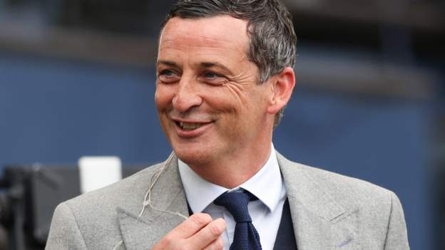 Dundee Utd in talks with Jack Ross after exit of Hungary-bound head coach Tam Co..