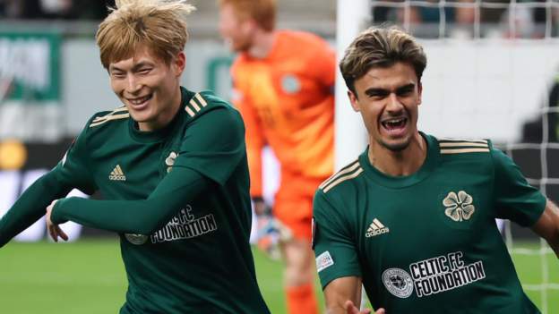 Eldar Civic of Ferencvarosi TC runs with the ball during the