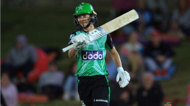 Lanning stars as Melbourne beat Sydney in WBBL opener-ZoomTech News