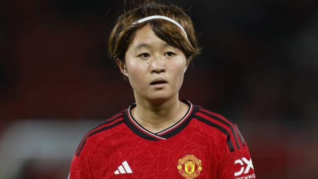 Hinata Miyazawa: Man Utd midfielder fractured ankle on international duty