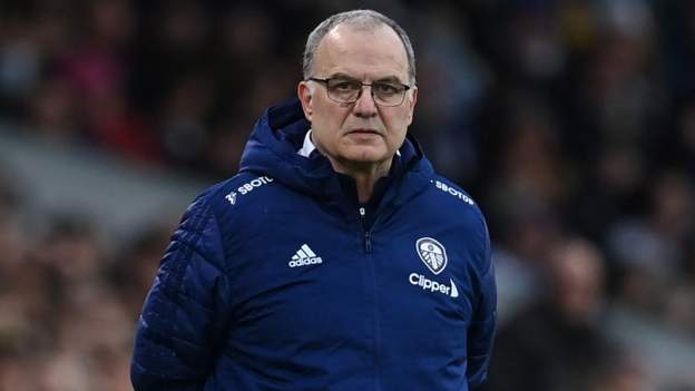 Leeds United: Marcelo Bielsa 'very worried' about form but will not quit club mi..