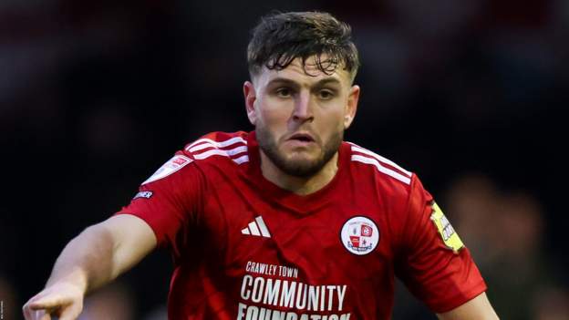 Laurence Maguire: Crawley Town extend defender's loan from Chesterfield ...