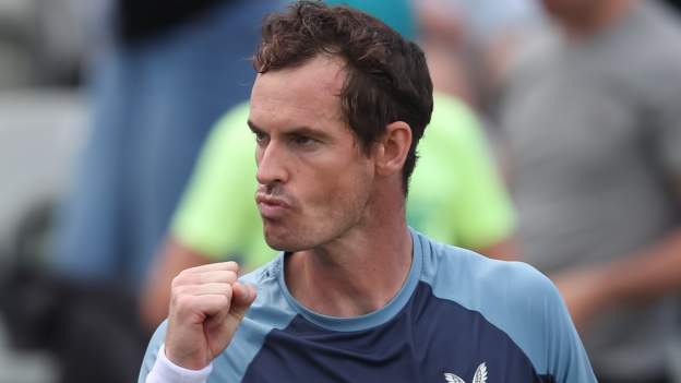 Andy Murray beats Stefanos Tsitsipas to reach Boss Open semi-finals