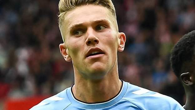 Gyokeres 'wants to move away' from Coventry