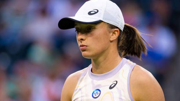 <div>Russia-Ukraine war: Iga Swiatek says tennis could have done better 'from the beginning'</div>