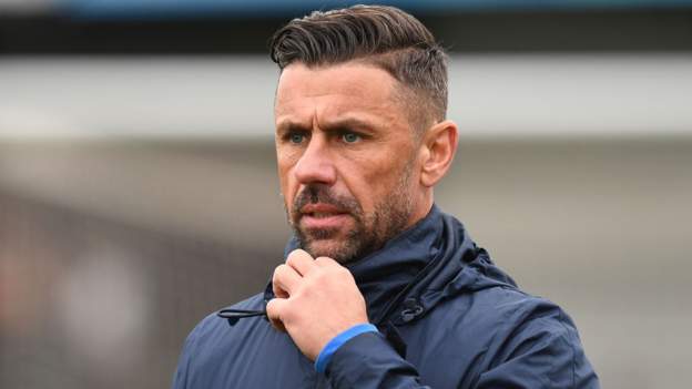 Hartlepool appoint Phillips as head coach