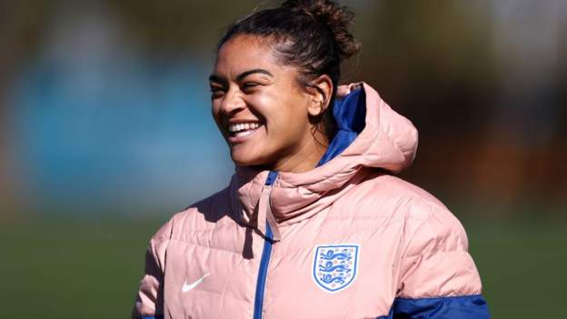 England's Carter 'best version of herself' for final