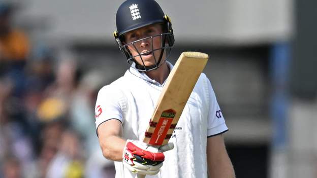 Ashes digest: Crawley's century and Woakes' haul