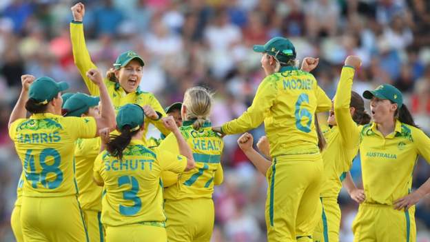 ألعاب الكومنولث: فازت أستراليا على الهند بتسعة أشواط لتفوز بذهبية الكريكيت