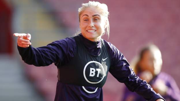 Steph Houghton back in training after four-month injury lay-off