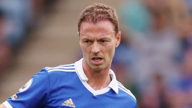 Jonny Evans : le nouveau capitaine de Leicester City « successeur naturel » de Kasper Schmeichel