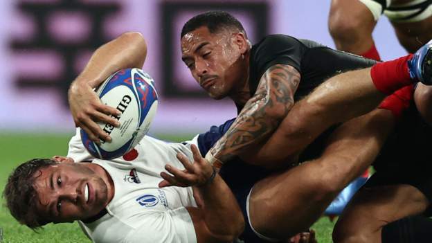 Antoine Dupont : le capitaine de la France « prêt à souffrir » contre l’Afrique du Sud en quart de finale de la Coupe du monde de rugby