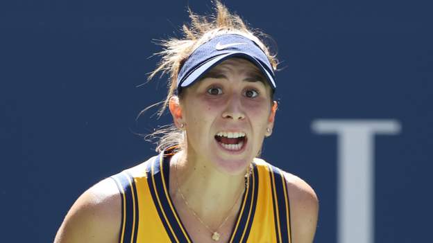 US Open: Belinda Bencic beats Iga Swiatek to reach quarter-finals