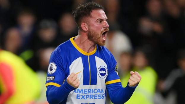 Brighton score late penalty to beat Man Utd